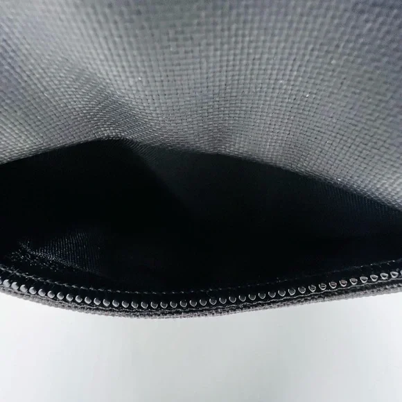 Nike Kids Black Sling Bag with Colorful Emoji Print Like New - Picture 6 of 13